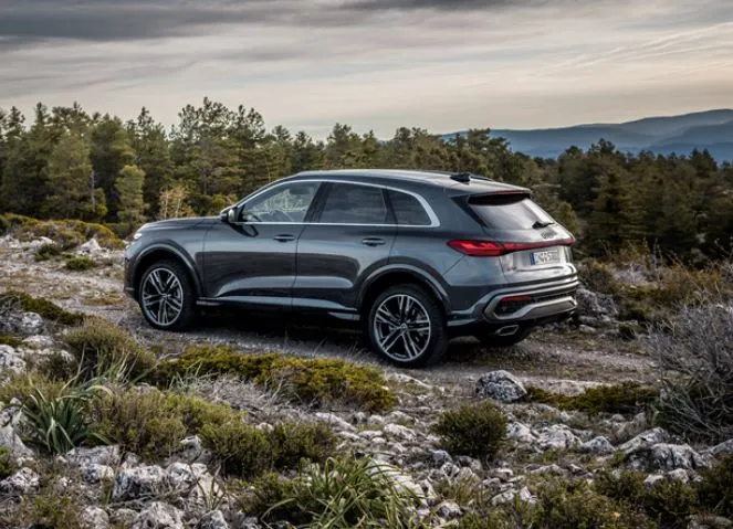 아우디Q5 후면이미지