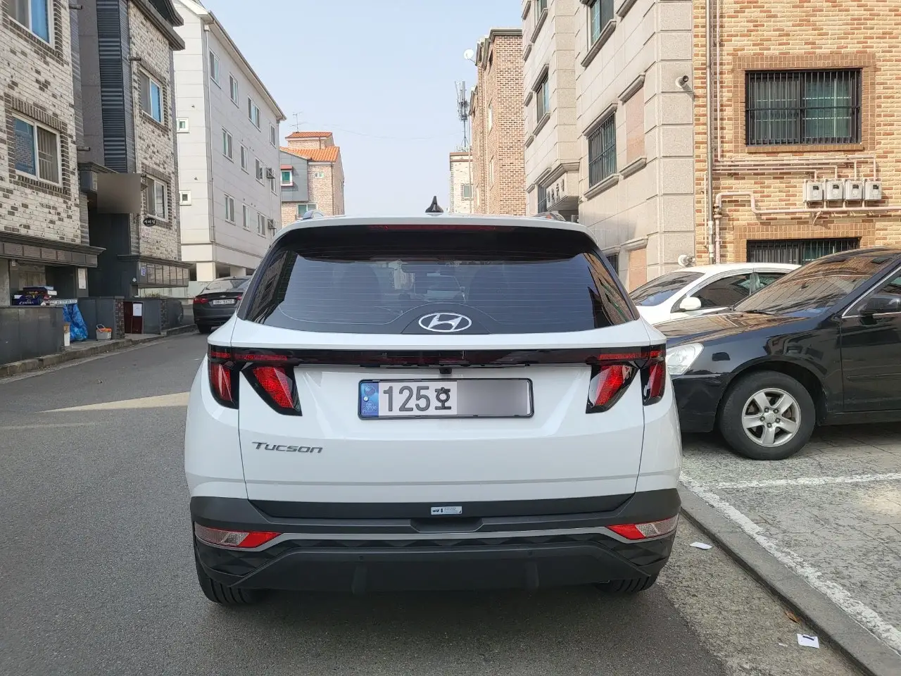 투싼 후면 이미지