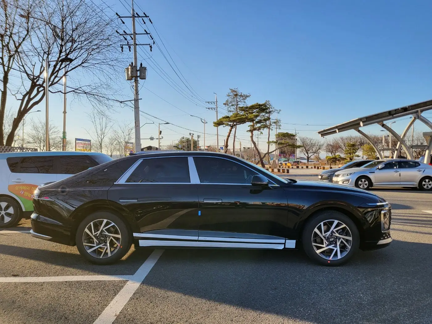 그랜저 블랙 측면 이미지