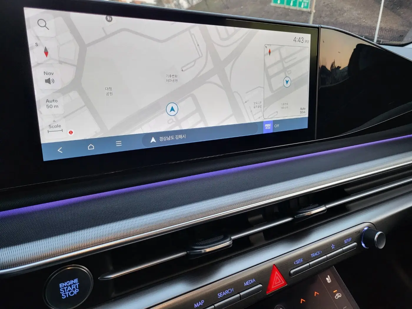 앰비언트가 은은하게 받쳐주는 내비게이션