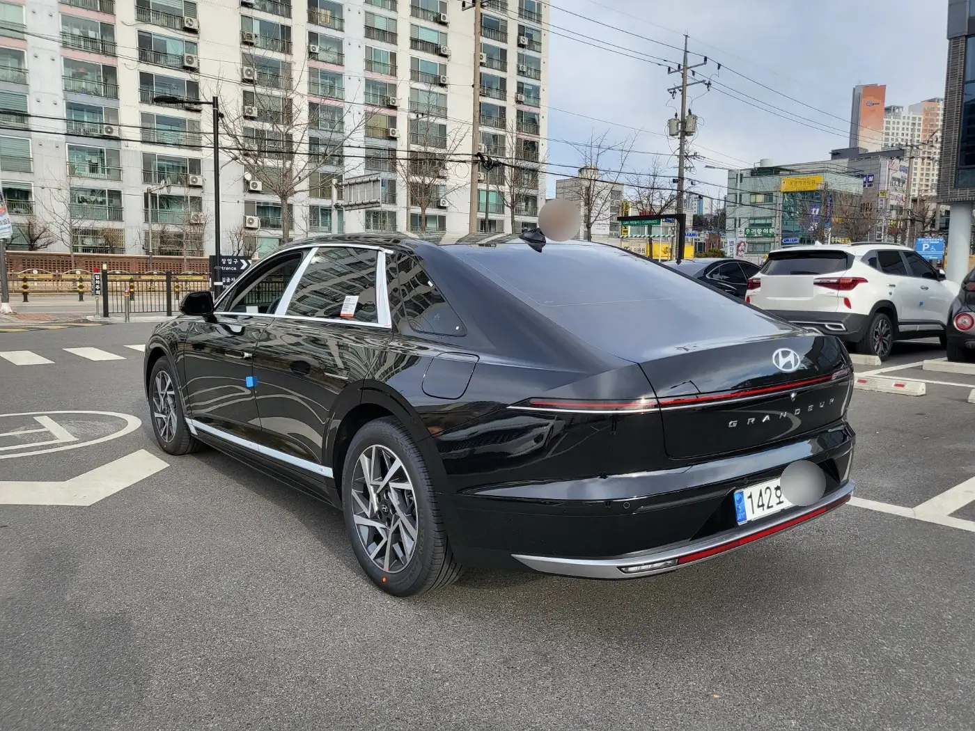 그랜저GN7신차렌트 측후면