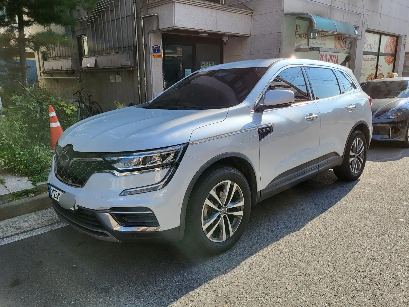 QM6 중고장기렌트 세종에서의 정측면 이미지