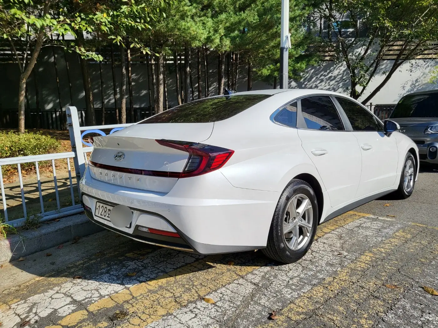기본적인 옵션의 쏘나타DN8 이지만 실용성은 최고에요